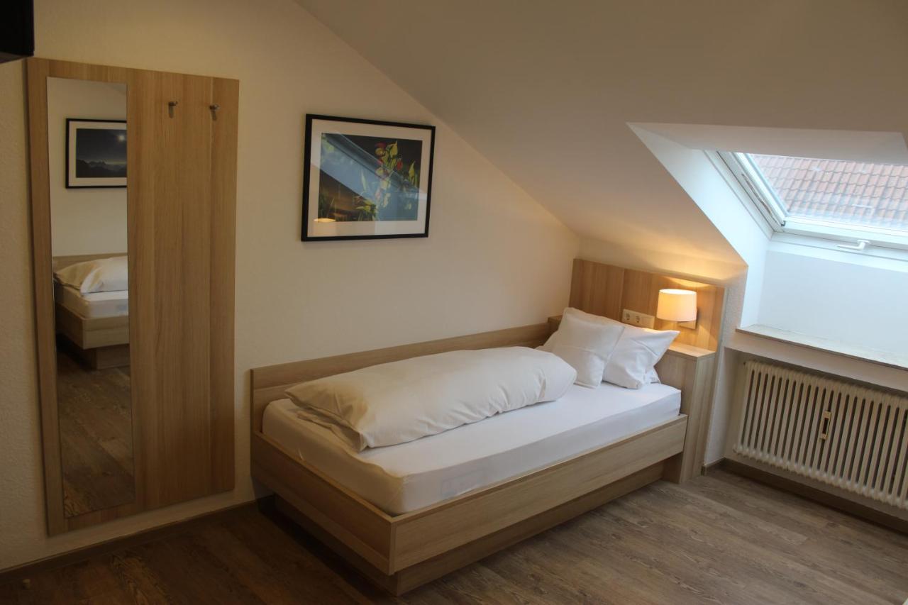 Gasthof Und Pension Zum Loewen Hirschberg an der Bergstraße Extérieur photo